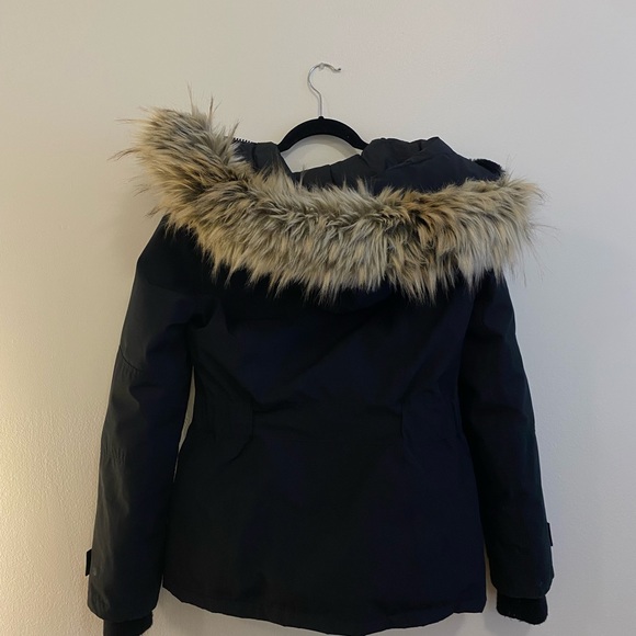 Aritzia winter parka - Picture 2 of 8